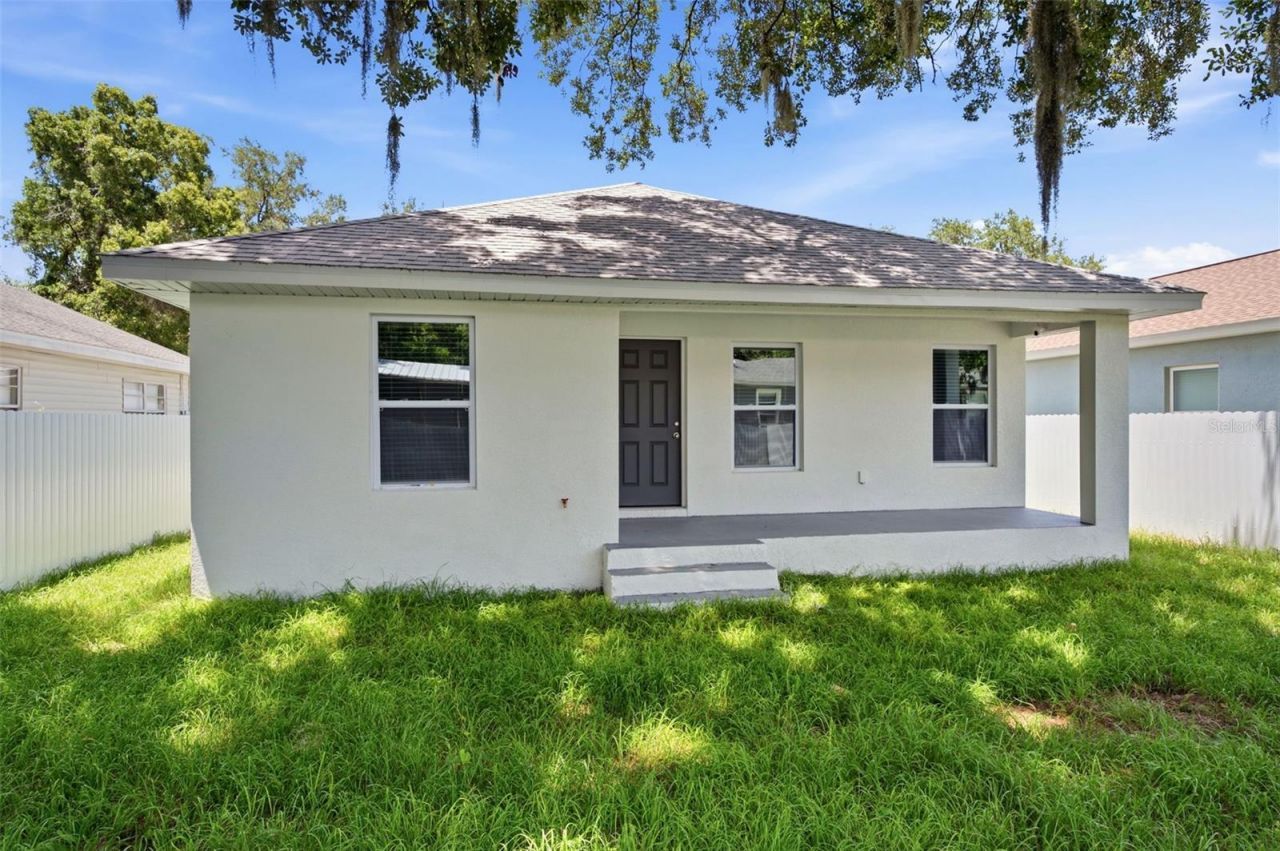 1319 E Church Street , Plant City, FL 33563 Photo