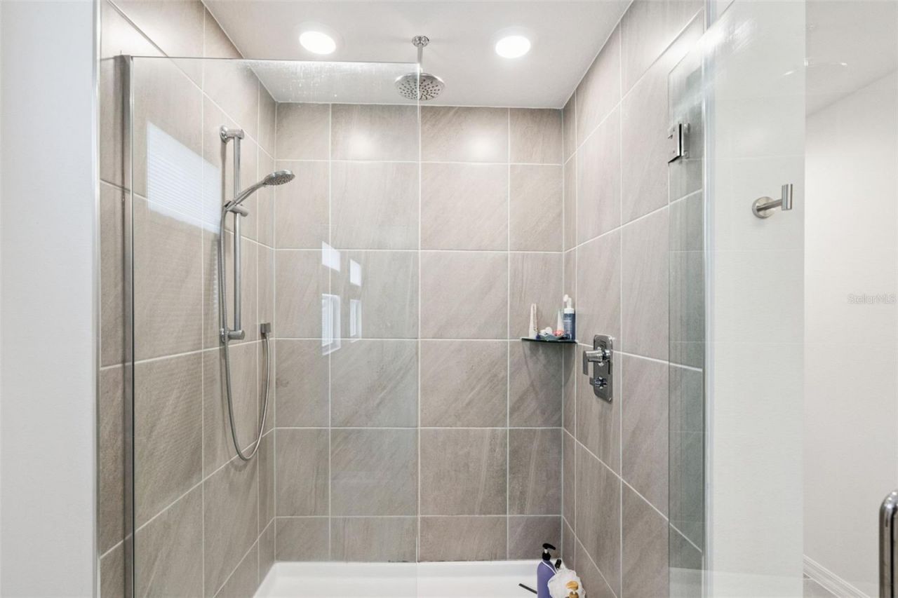 6808 Serpent Hawk Lane , Howey in the Hills, FL 34737 Photo
