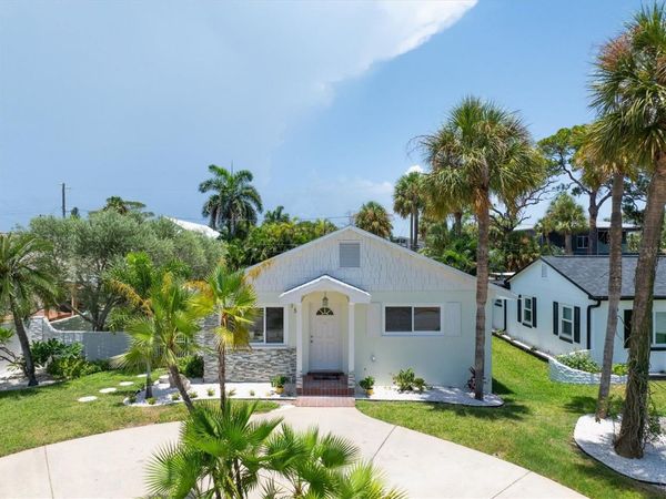 150 42ND AVENUE, ST PETE BEACH, FL 33706