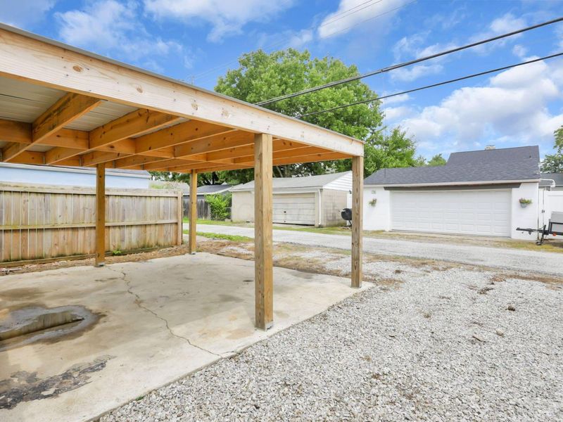 180 E Morrill Avenue, Columbus, OH 43207 Photo 2
