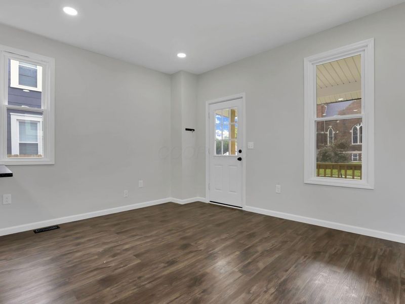 180 E Morrill Avenue, Columbus, OH 43207 Photo 8