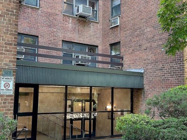 140-21 31st Rd, Unit 6C, Flushing, NY 11354