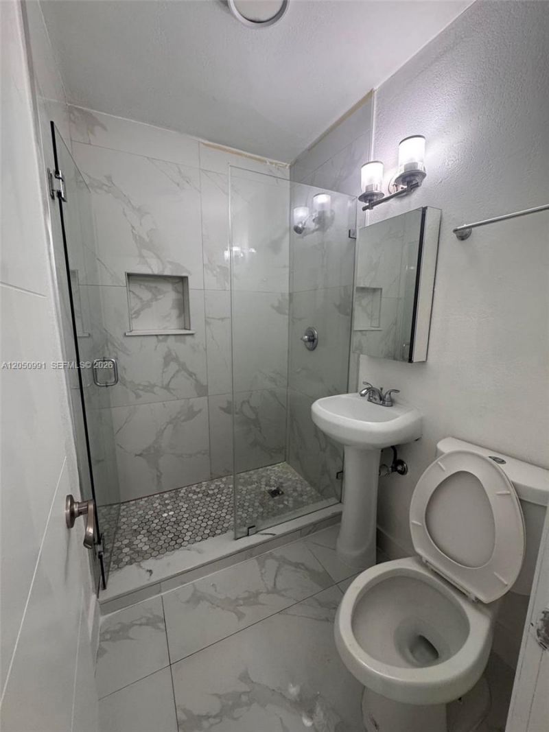 7400 SW 39th St, Unit 1, Miami, FL 33155 Photo