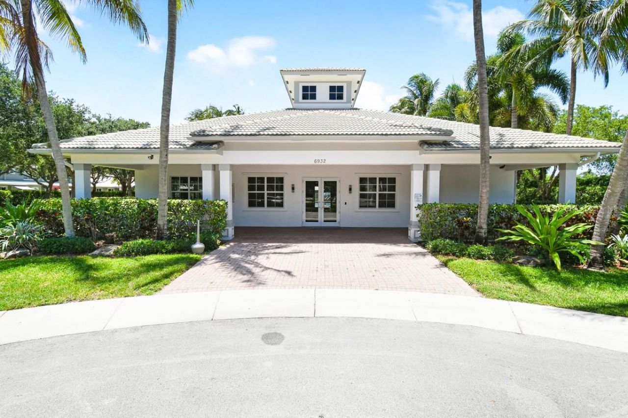 4952 Southard Street , Greenacres, FL 33463 Photo