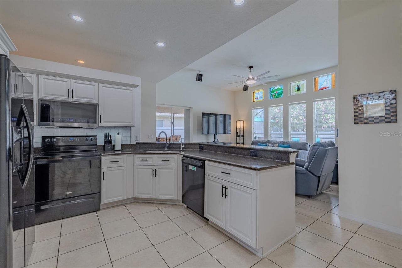 1617 Vistoso Lane, Sun City Center, FL 33573 Photo