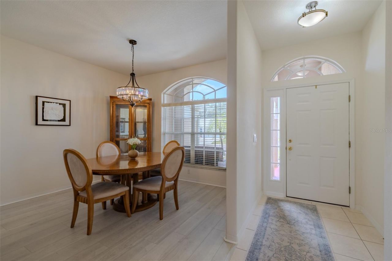 1617 Vistoso Lane, Sun City Center, FL 33573 Photo