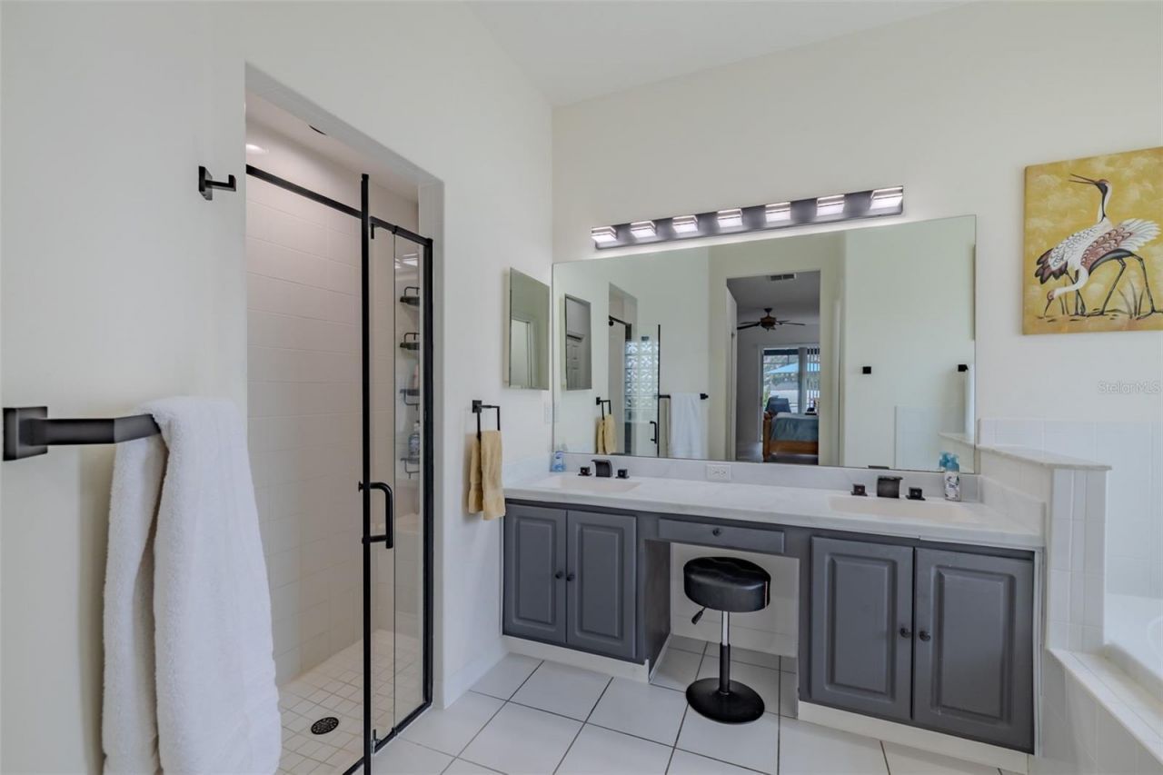 1617 Vistoso Lane, Sun City Center, FL 33573 Photo