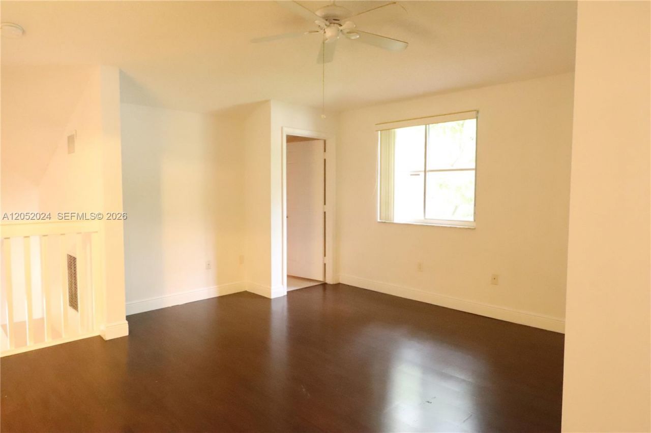 9990 NW 19th Pl , Unit 9990, Sunrise, FL 33322 Photo