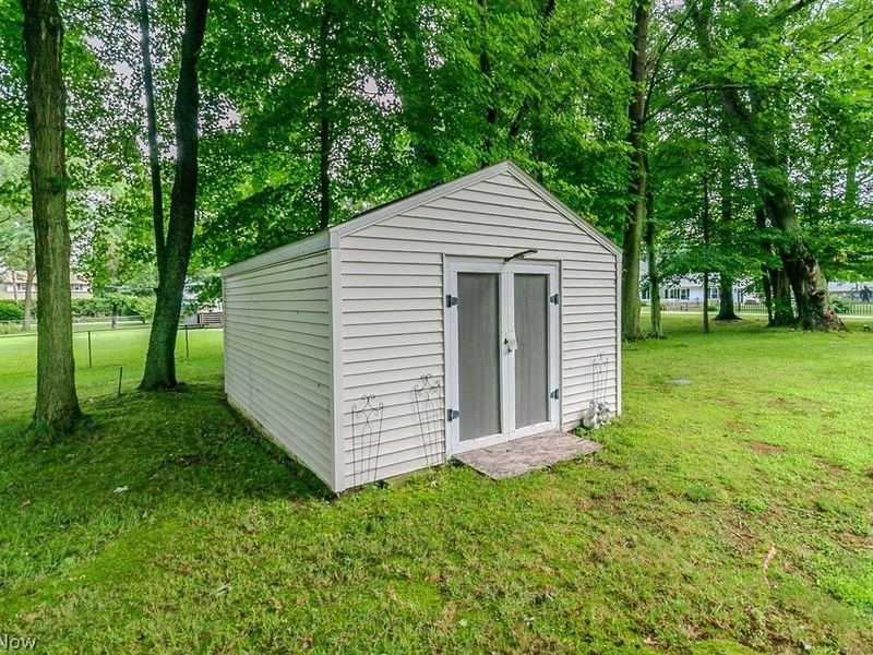1966 Spring Grove Road, Madison, OH 44057 Photo 46