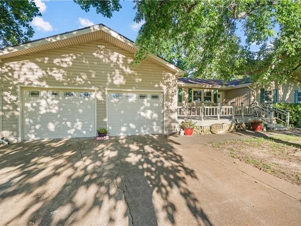 106 S Hazen Street, Erie, KS 66733