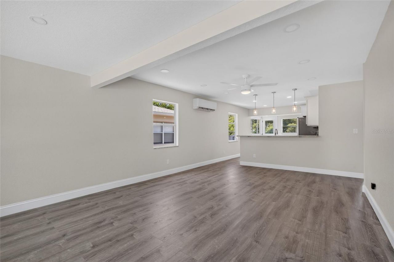2511 27th Street S, Saint Petersburg, FL 33712 Photo