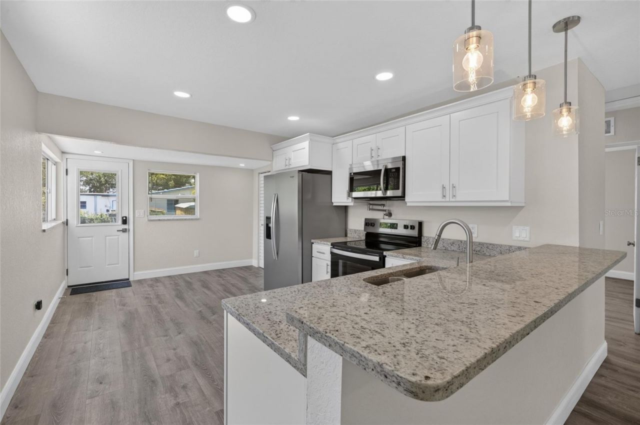 2511 27th Street S, Saint Petersburg, FL 33712 Photo