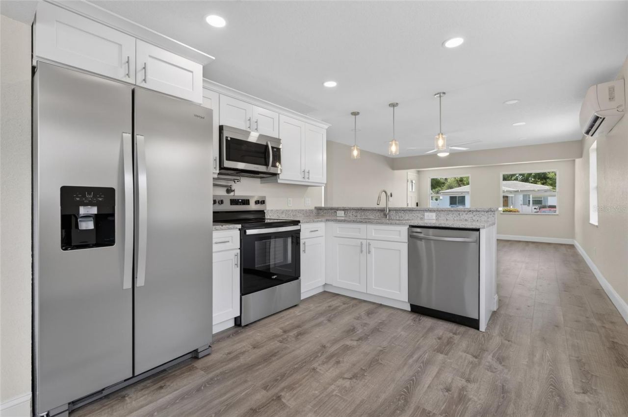 2511 27th Street S, Saint Petersburg, FL 33712 Photo