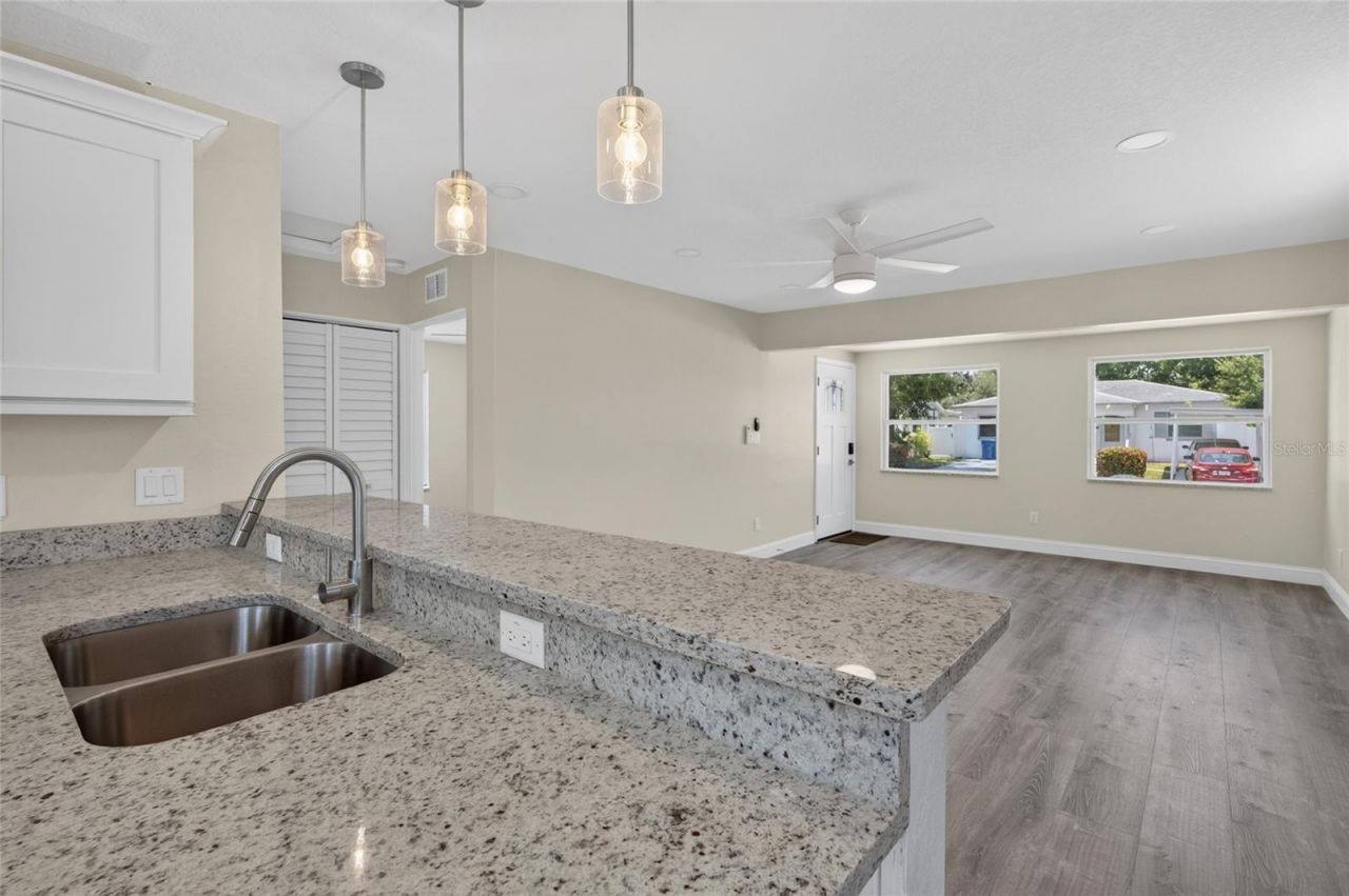 2511 27th Street S, Saint Petersburg, FL 33712 Photo
