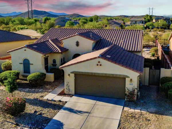 17942 W LAVENDER Lane, Goodyear, AZ 85338
