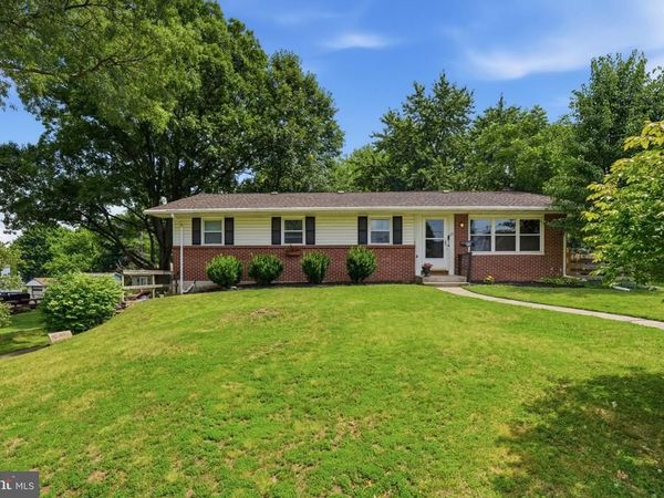 33 N 4TH STREET, SOUDERTON, PA 18964