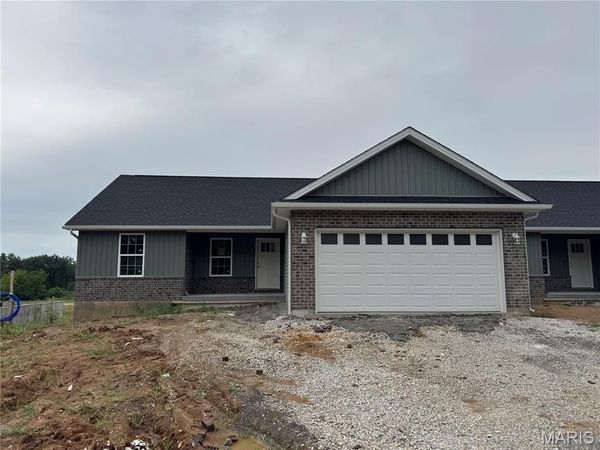 268 Railroad Street , Moscow Mills, MO 63362