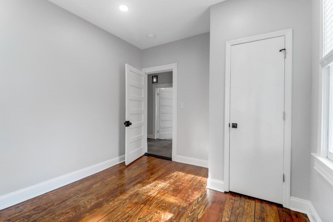 167 Fishburne Street Photo 22
