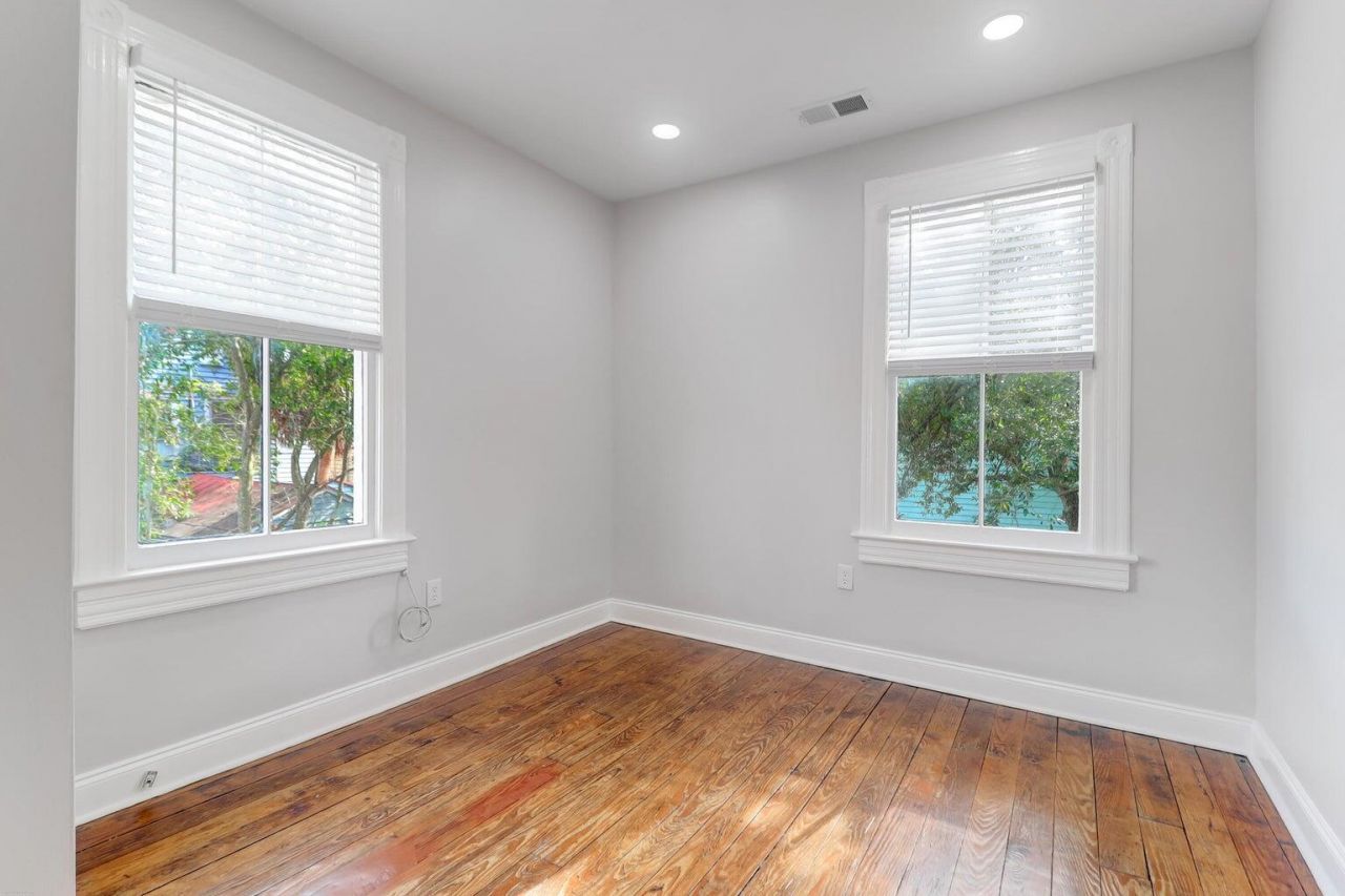 167 Fishburne Street Photo 23