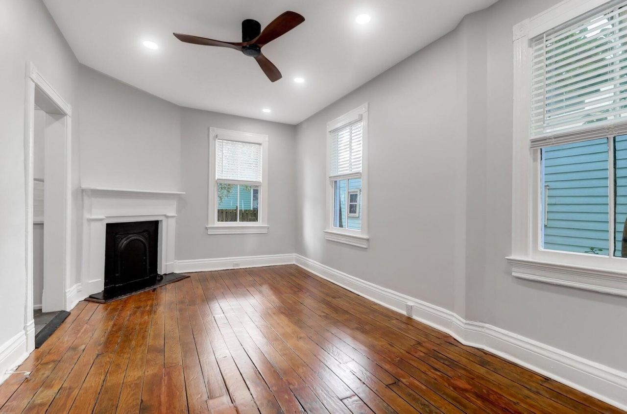 167 Fishburne Street Photo 30