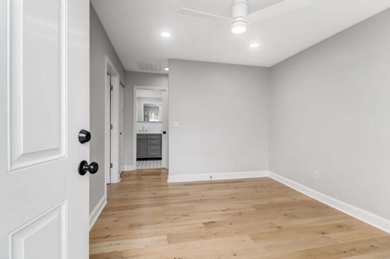167 Fishburne Street Photo 39