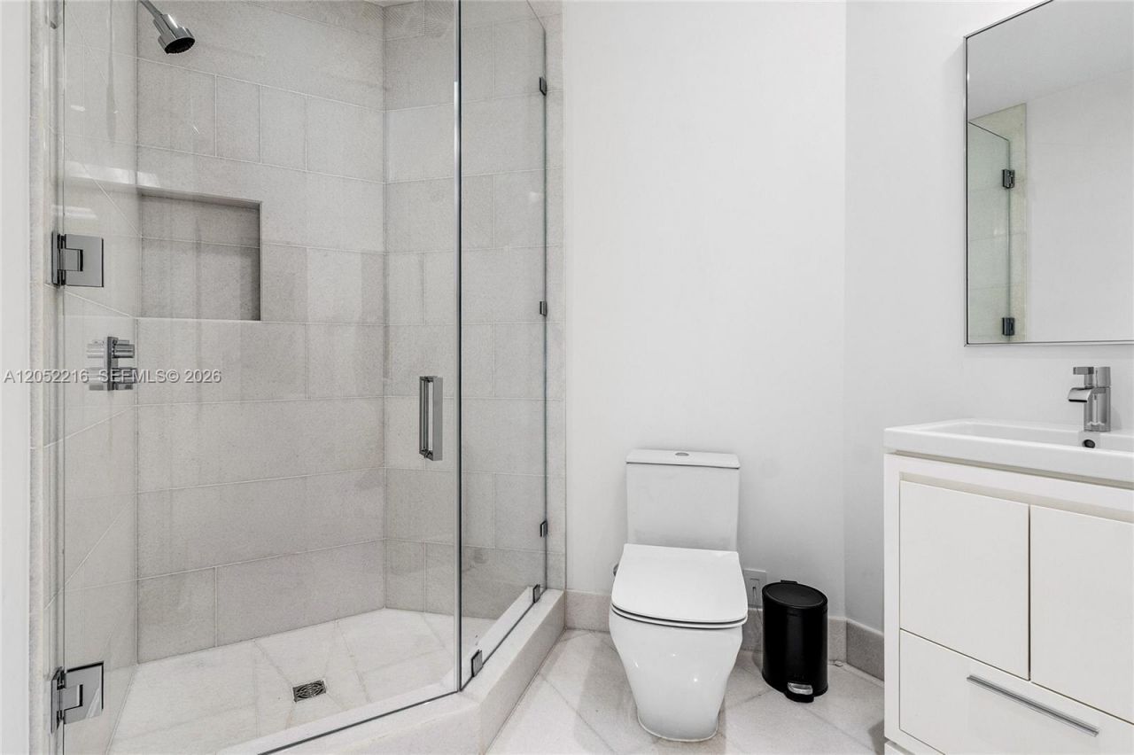 17975 Collins Ave , Unit N-3502, Sunny Isles Beach, FL 33160 Photo
