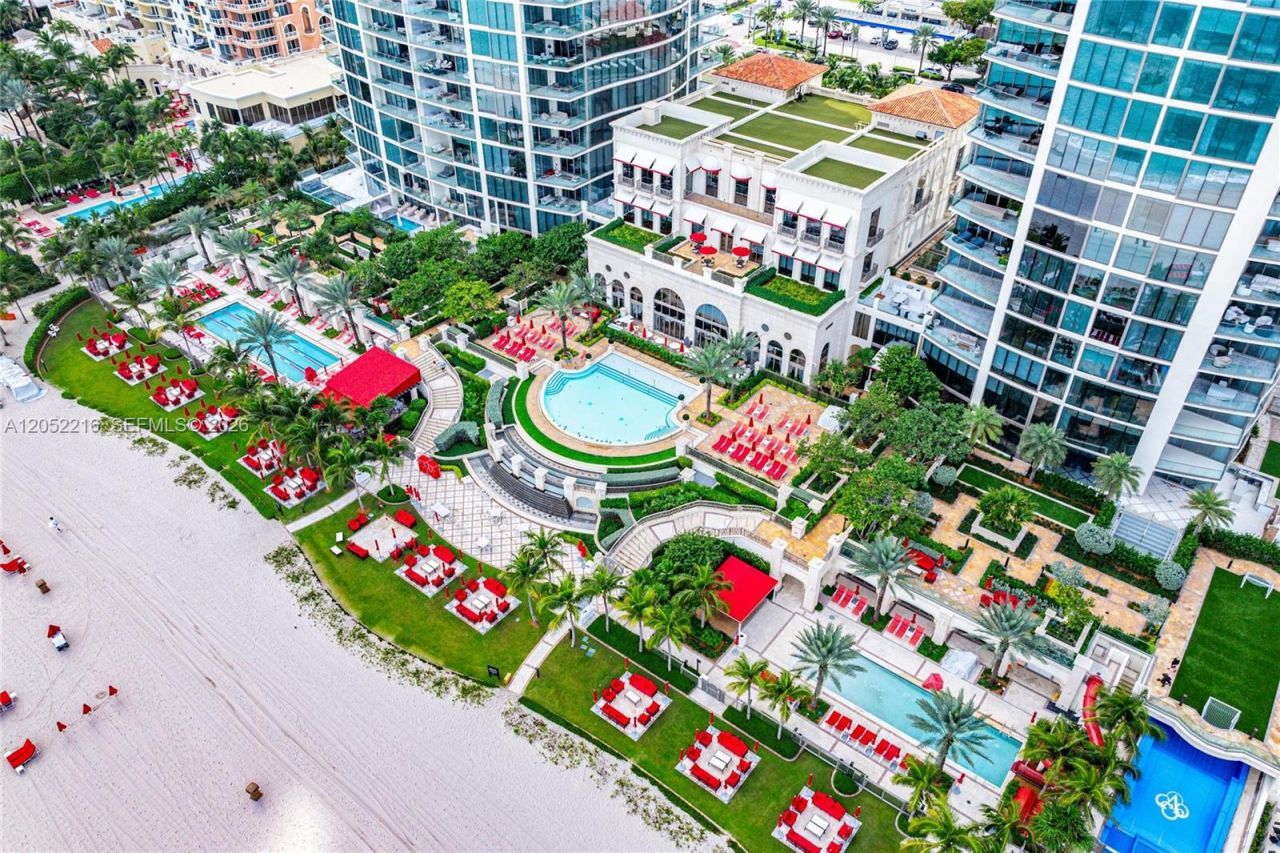 17975 Collins Ave , Unit N-3502, Sunny Isles Beach, FL 33160 Photo