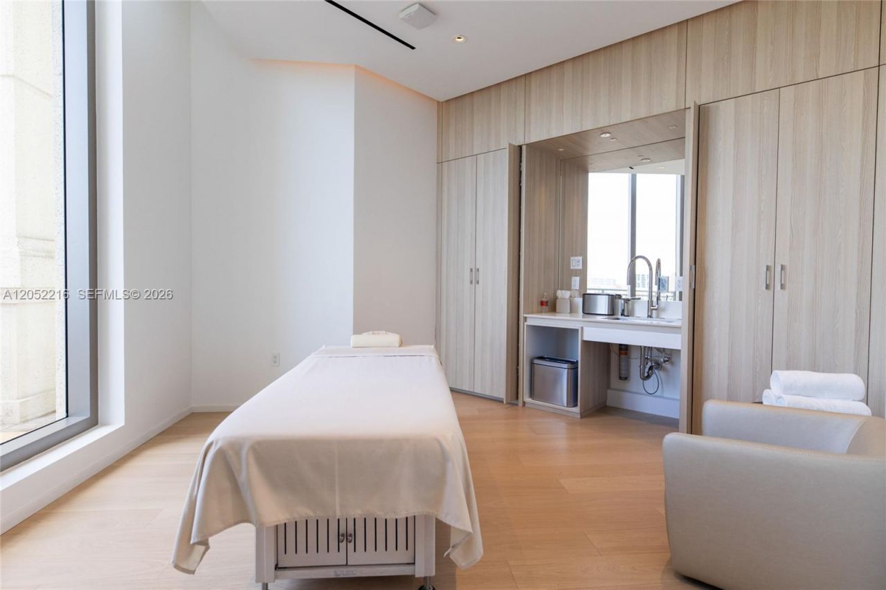 17975 Collins Ave , Unit N-3502, Sunny Isles Beach, FL 33160 Photo