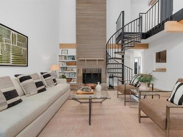 9838 Amberton Parkway, Dallas, TX 75243