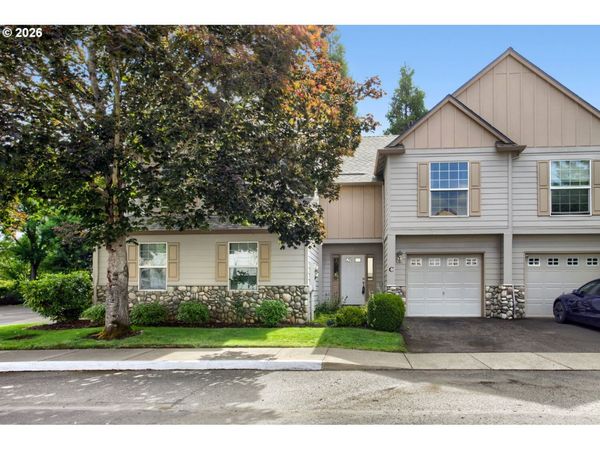 22020 SW GRAHAMS FERRY RD, Unit APT C, Tualatin, OR 97062