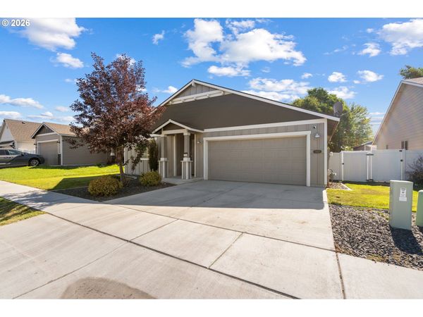 1922 NW ARCHER DR, Hermiston, OR 97838