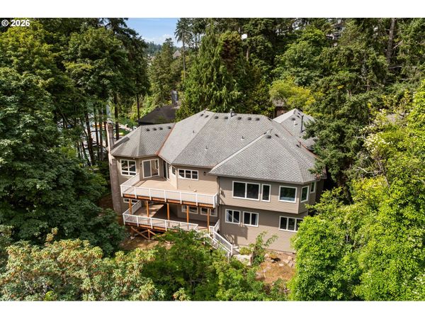 1563 BAY VIEW LN, Lake Oswego, OR 97034