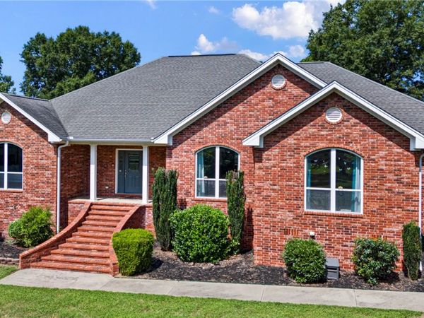 751 Walthall Road, Russellville, AR 72802