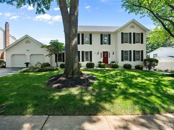 346 Stablestone Drive, Chesterfield, MO 63017