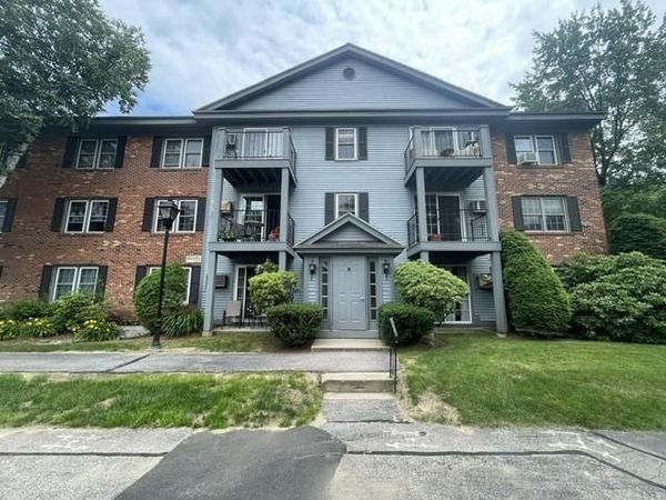 8 Northbrook Drive, Unit #807, Manchester, NH 03102