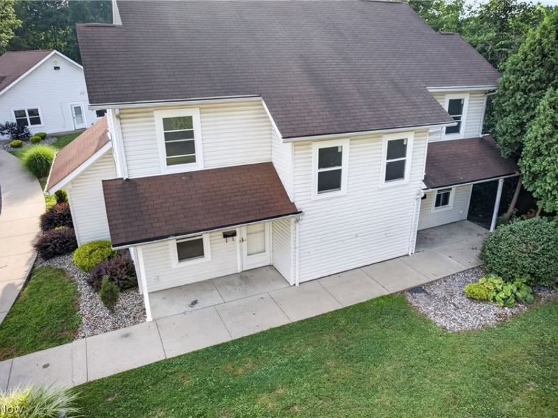 2814 Vestal Road, Youngstown, OH 44509 Photo 2