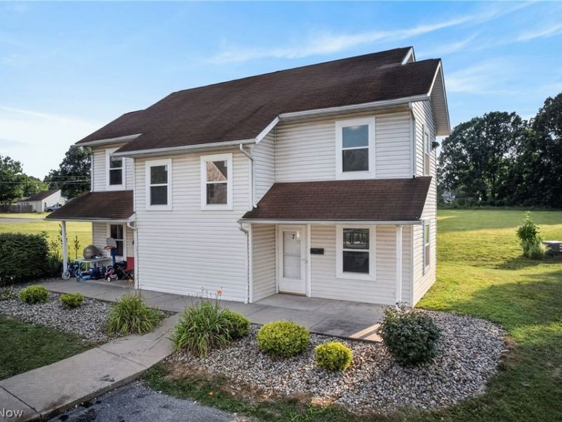 2814 Vestal Road, Youngstown, OH 44509 Photo 5