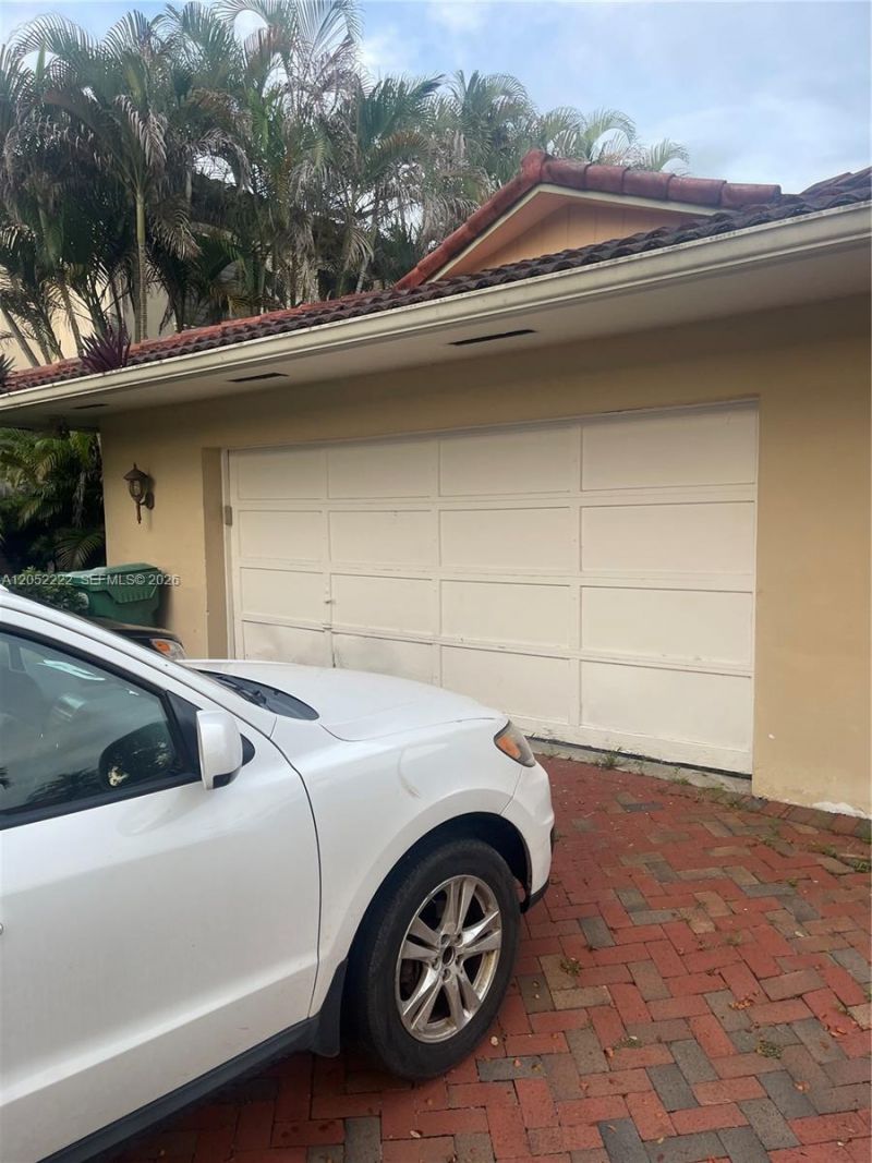 16120 E Troon Cir , Miami Lakes, FL 33014 Photo