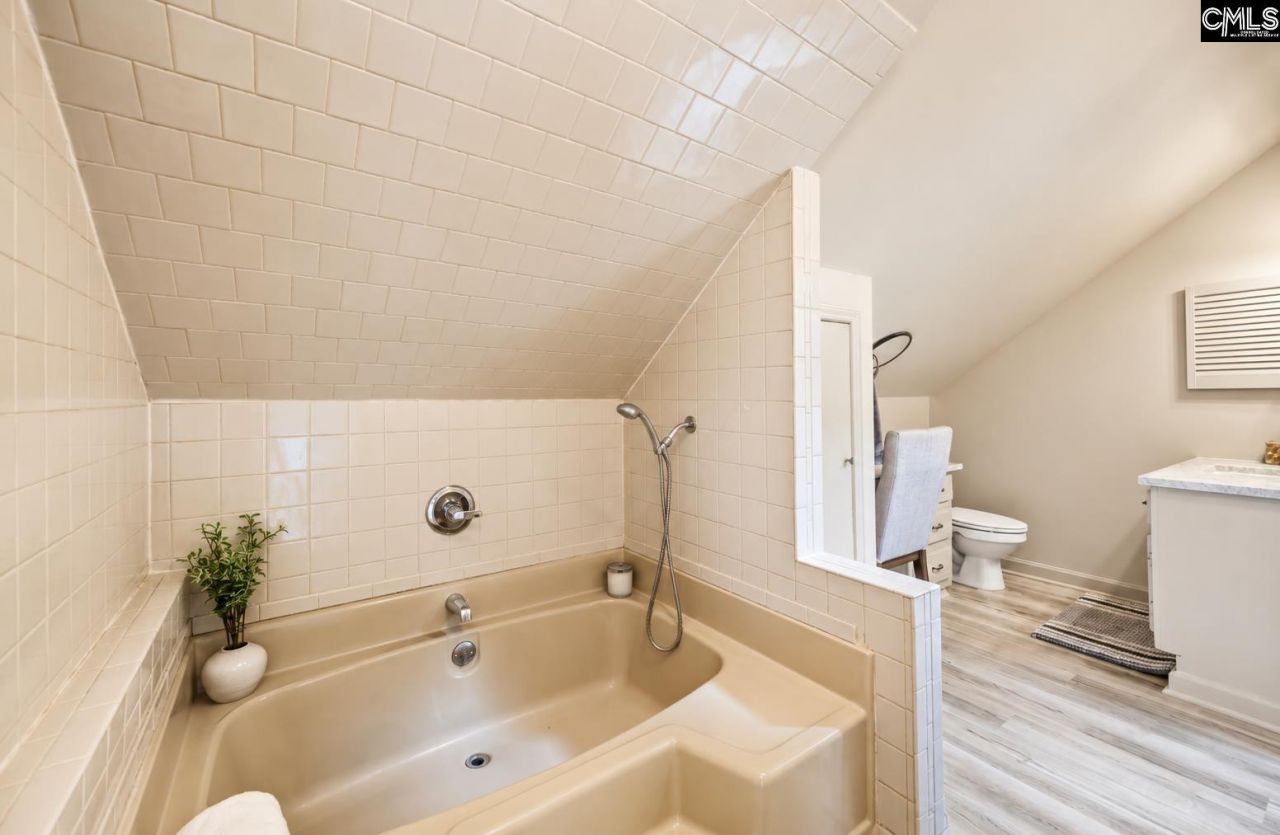 103 Bickleigh Road  Photo 24