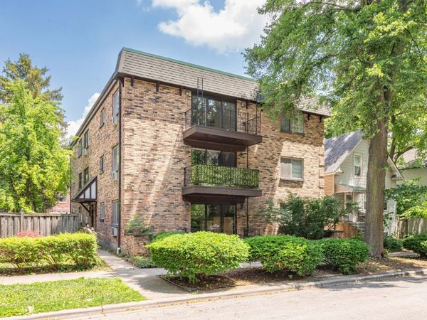 316 MARENGO Avenue , Unit 2B, Forest Park, IL 60130