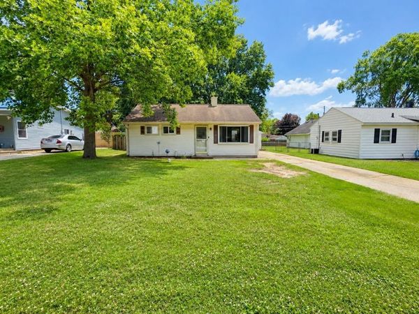 19680 Southland Avenue, South Bend, IN 46614