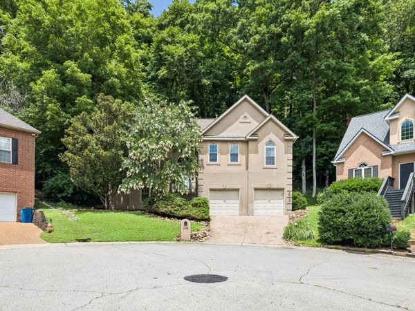 108 Glenway Ct, Nashville, TN 37221