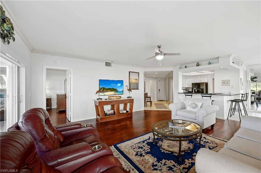 6260 Bellerive Ave, Unit 404, Naples, FL 34119 Photo