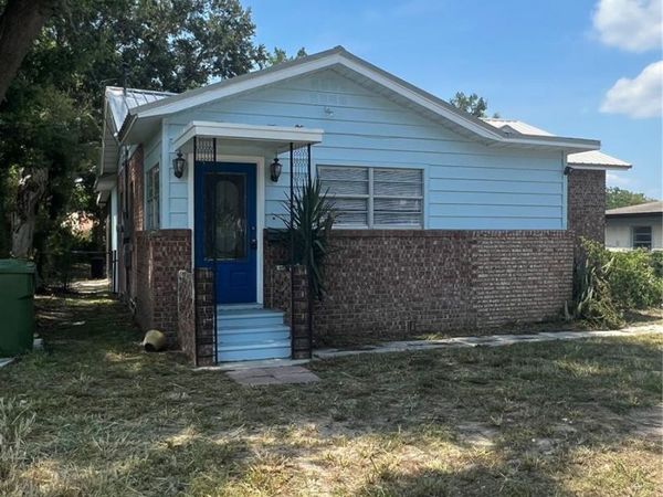 407 AVENUE A SE, WINTER HAVEN, FL 33880
