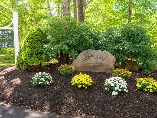 68 Pond View Drive, Oak Bluffs, MA 02557