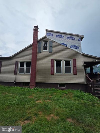 202 RED ROCK ROAD , SUGARLOAF, PA 18249