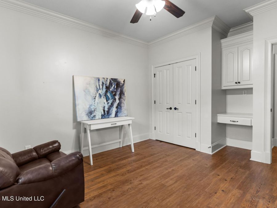 Property Image 40