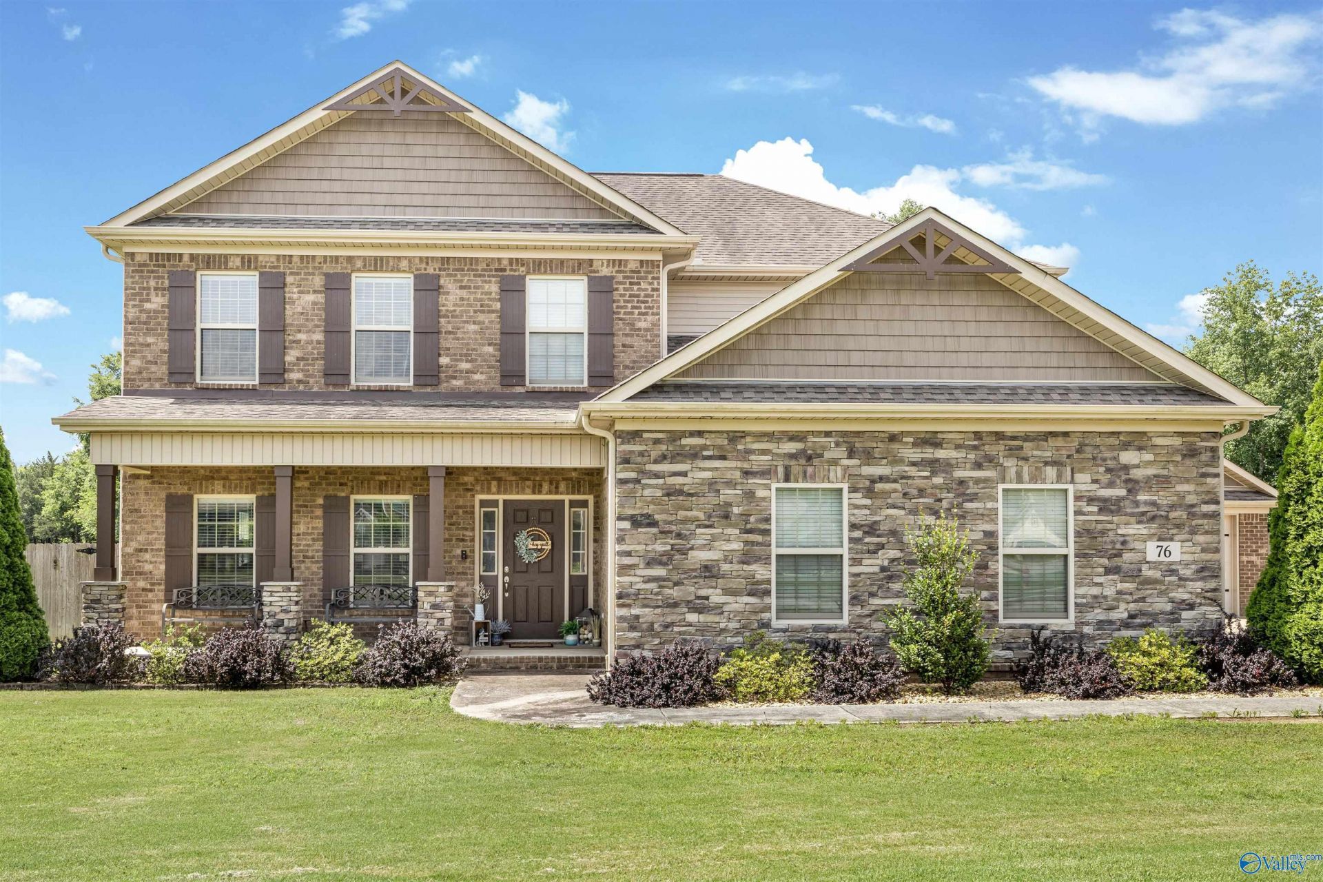 76 Nicole Drive, Decatur, AL 35603 Main Photo