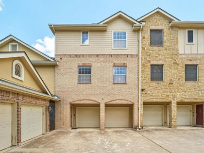 1402 Parker LN Austin, TX 78741