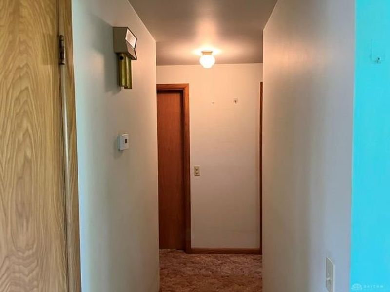 2520 Hollyview St NE, Canton, OH 44721 Photo 24